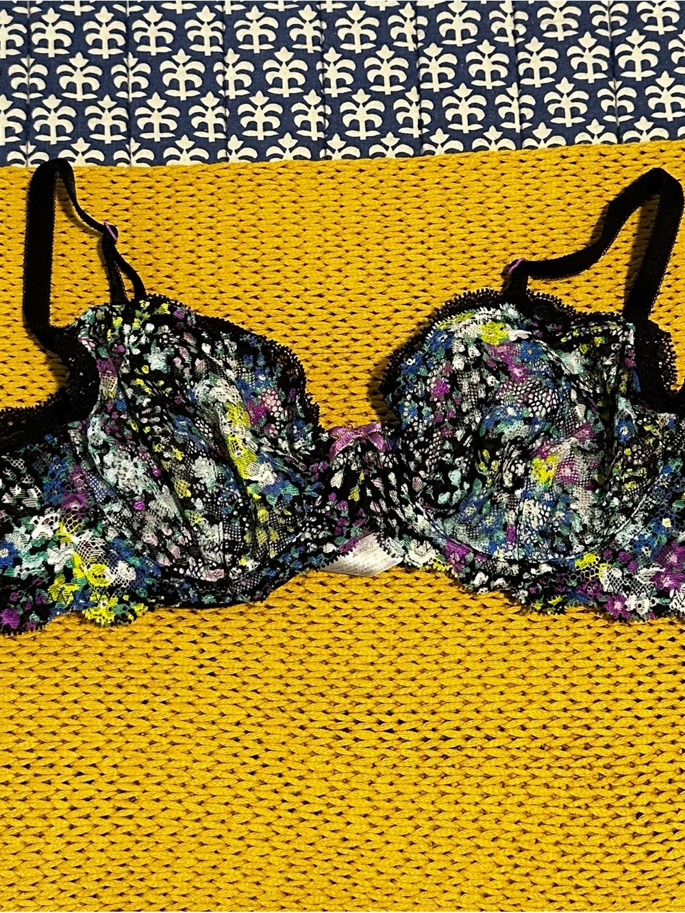 Victoria's Secret Lace Demi Black & Multicolor Floral